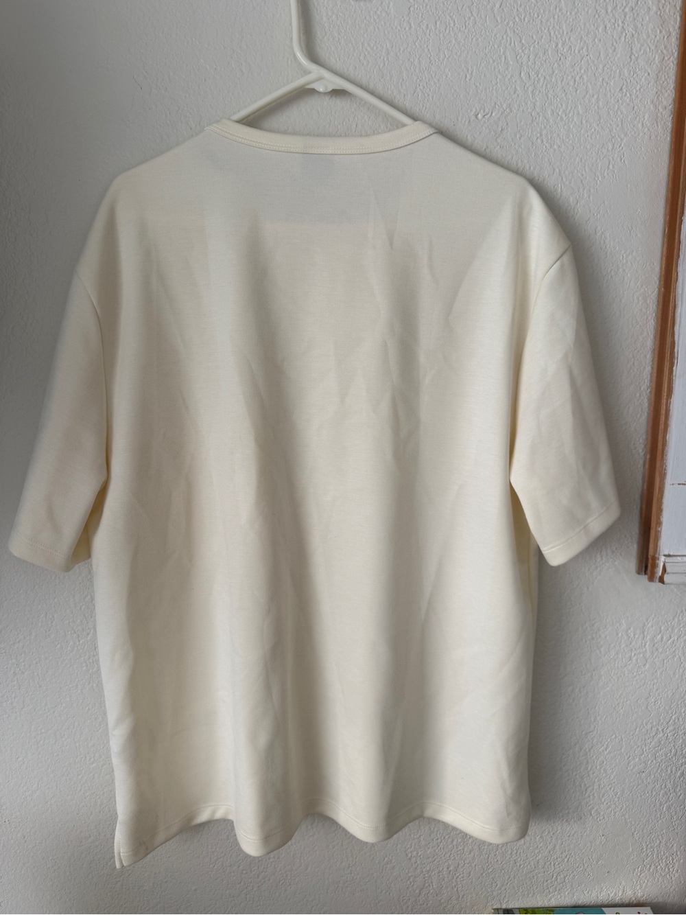 ATMÓS Movement Cream Pocket Tee | XL | NWT | Minimal Luxe Basic - Picture 4 of 8